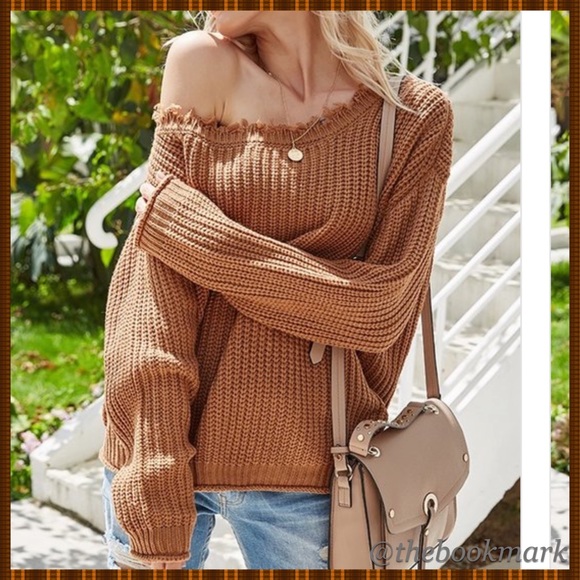 NEW! OFF THE SHOULDER SWEATER - Picture 4 of 4